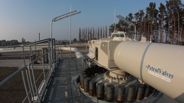 Газпром потратит на строительство терминала СПГ в Калининградской области 21 млрд рублей  