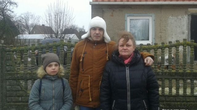 Жил в Крыму на свалке: калининградка через интернет нашла отца, пропавшего 45 лет назад