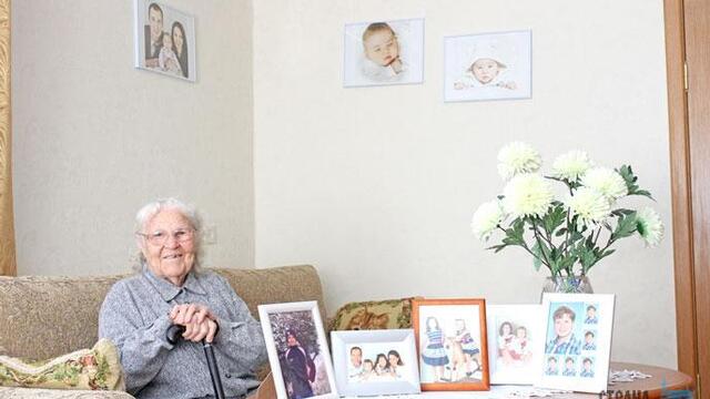 100-летняя жительница Багратионовска: Пятьдесят лет не ела конфет, а сейчас ем!