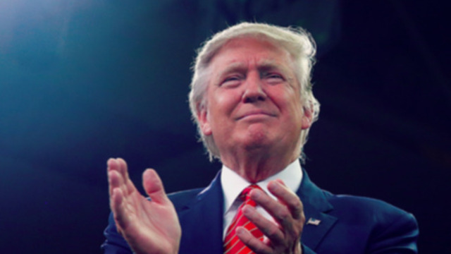 СМИ: Трамп намерен остановить выдачу виз жителям исламских стран 