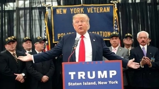 СМИ: Трамп намерен заключить сделку с Россией