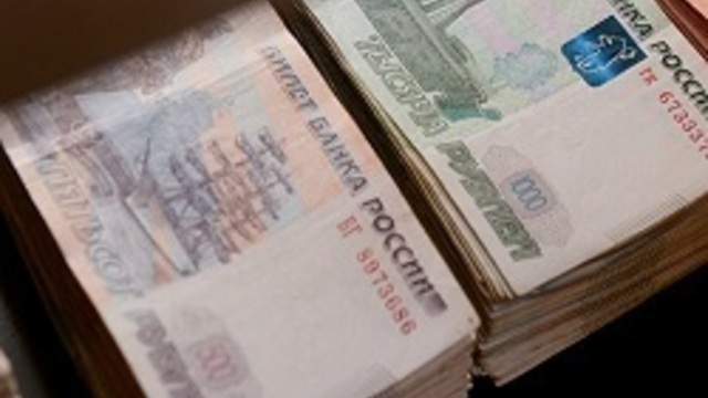 Калининградец заплатит штраф  100 тысяч рублей за попытку подкупить полицейского