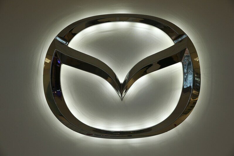 <div>
	<div>
		В Калининграде первый официальный дилерский центр Mazda открылся с премьерой мировой новинки Mazda3</div>
</div>
<div>
	&amp;nbsp;</div>
