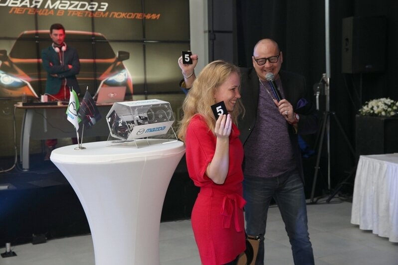 <div>
	<div>
		В Калининграде первый официальный дилерский центр Mazda открылся с премьерой мировой новинки Mazda3</div>
</div>
<div>
	&amp;nbsp;</div>
