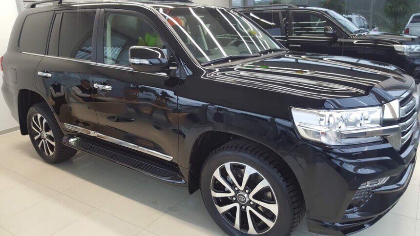 В Калининграде открылся прокат VIP-автомобилей от Luxury Brands  - Новости Калининграда