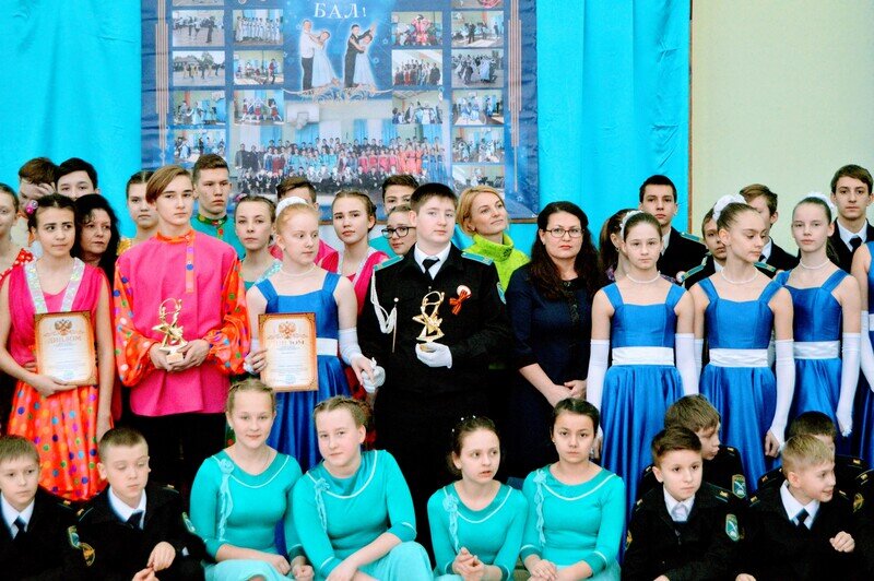 Мазурка, полонез и вальс: в Гурьевском округе состоялся седьмой кадетский бал  - Новости Калининграда