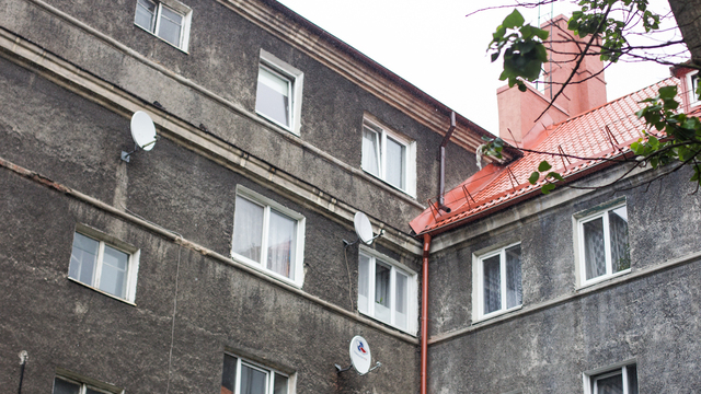 В Калининграде за сутки из окон выпали двое пьяных мужчин