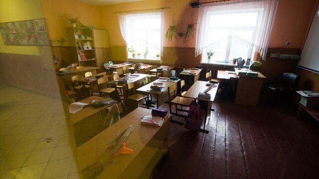 В Улан-Удэ подросток напал на учеников школы с топором, пострадали четыре человека