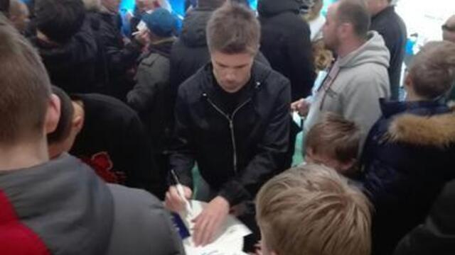 Бронзовый призёр Евро-2008 плюс семь квалифицированных футболистов: 