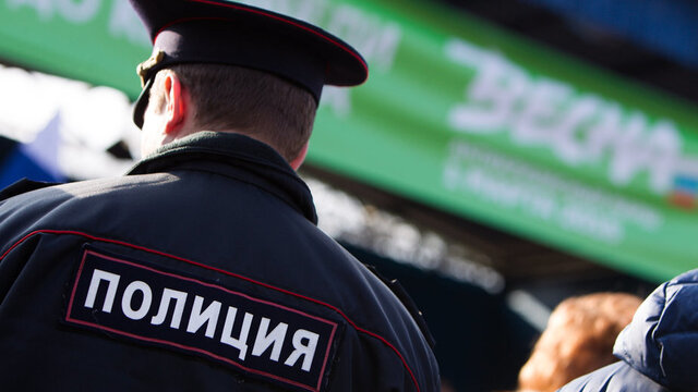 В Ростове-на Дону полуторагодовалая и трёхлетняя девочки умерли от перегрева в припаркованном автомобиле