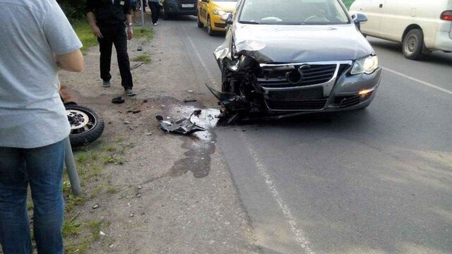 Умер мотоциклист, накануне попавший в аварию на ул. Дзержинского в Калининграде