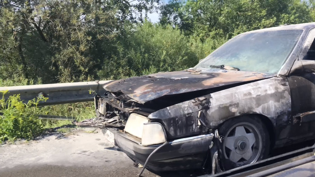 На Окружной на ходу загорелся автомобиль Audi (видео)