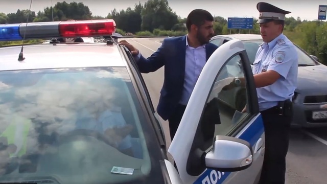 Появилось видео с места задержания свадебного кортежа, проехавшего по встречной полосе 