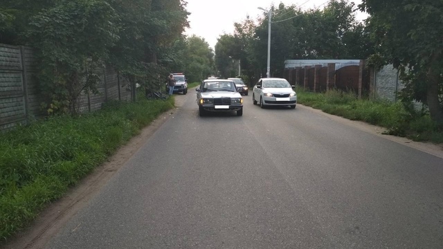 На Тенистой аллее Mercedes сбил 11-летнего велосипедиста (фото)