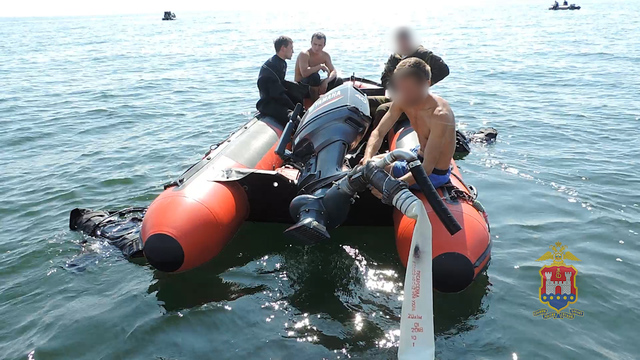 В Балтийском море поймали дайверов с 1,5 кг янтаря (видео)