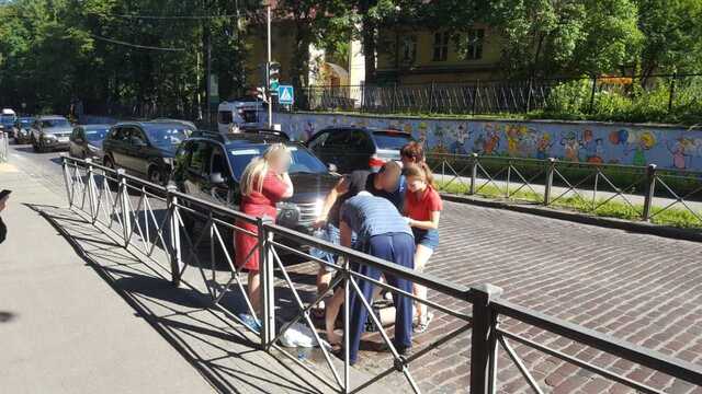 В Калининграде 22-летний водитель Volkswagen получил травму черепа во время драки на дороге
