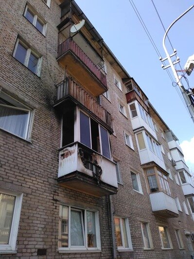 В Калининграде при пожаре на ул. Гостиной пострадал мужчина (фото) - Новости Калининграда | Фото: Татьяна Девиченская