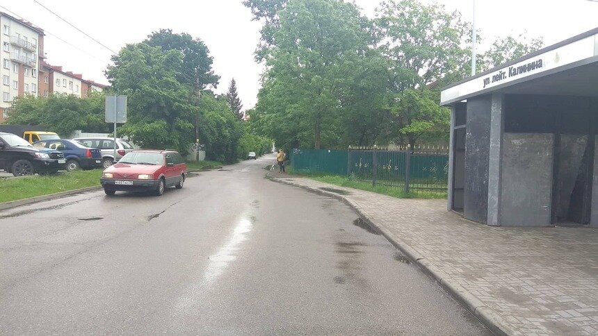 Мэрия потребовала от частников снести заборы на ул. Калинина для расширения тротуаров - Новости Калининграда | Фото: пресс-служба администрации Калининграда / Facebook