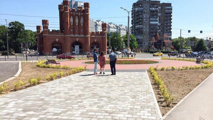 Добавить зелени и поставить колонны: архитекторы предложили оживить сквер у Королевских ворот - Новости Калининграда | Фото: Александр Подгорчук / Клопс