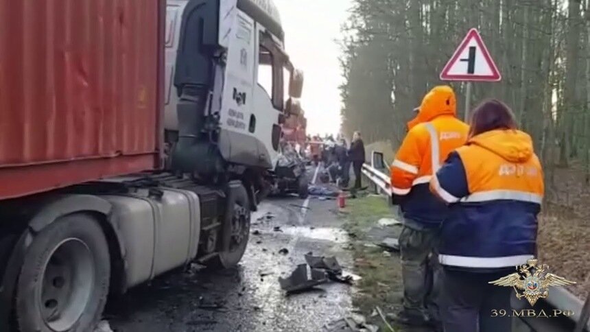 Погибший в ДТП под Талпаками водитель Volkswagen ехал со скоростью 180 км/час - Новости Калининграда | Кадр видеозаписи