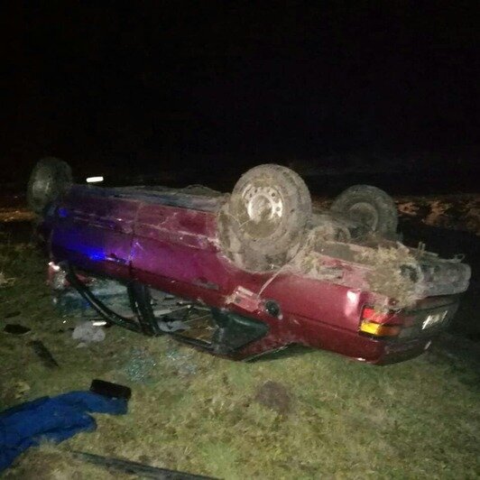 Под Гусевом Volkswagen врезался в дерево и опрокинулся в кювет (фото) - Новости Калининграда | Фото: пресс-служба регионального УМВД