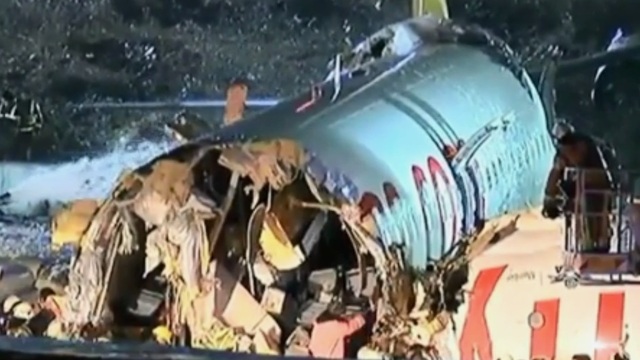 Число пострадавших при жёсткой посадке самолёта в Стамбуле выросло до 157, один человек погиб  