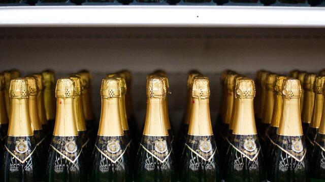 Россиян призвали отказаться от алкоголя при вирусных инфекциях