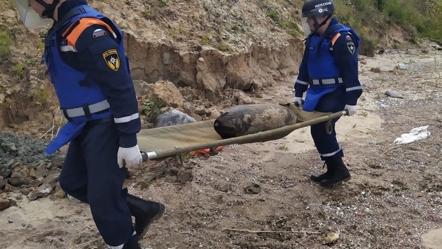 На берегу залива возле замка Бальга обезвредили авиабомбу времён войны