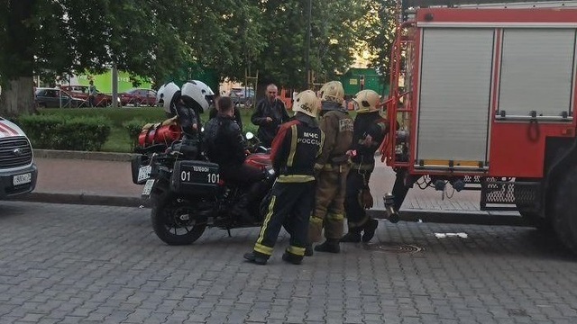 Очевидцы: из ТЦ 