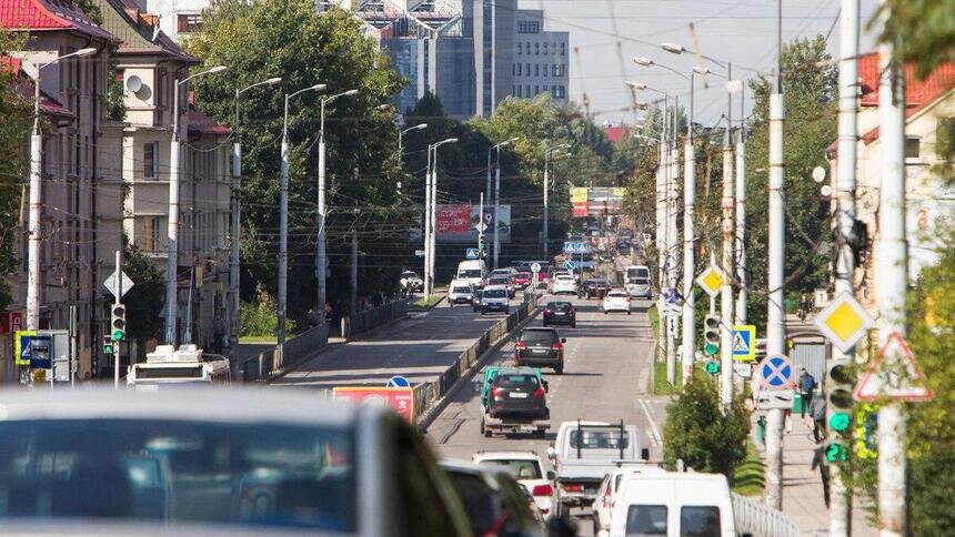 "Гробят облик городов": Алиханов раскритиковал уличные ограждения - Новости Калининграда | Архив "Клопс"