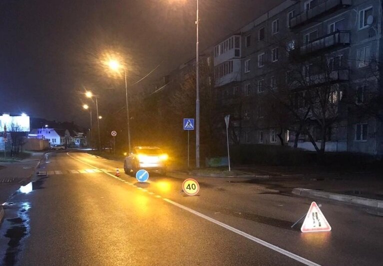 В Калининграде Lexus на "зебре" сбил 48-летнюю женщину (фото) - Новости Калининграда | Фото: пресс-служба УМВД России по Калининградской области