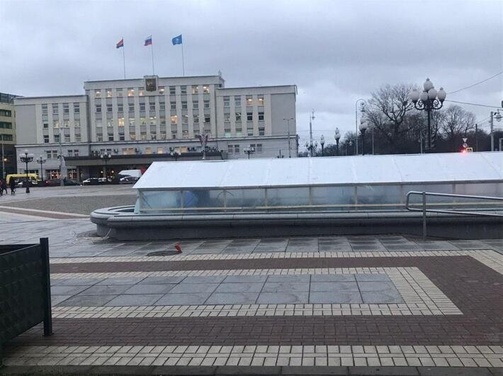 Фонтаны на площади Победы в Калининграде подготовили к ремонту (фото)   - Новости Калининграда | Фото: Анастасия Кондратьева