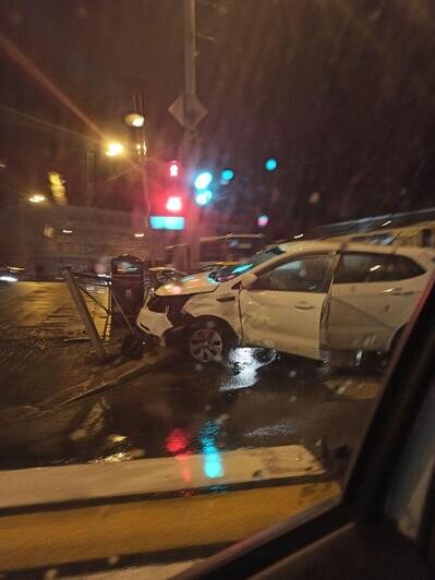 В Калининграде ночью из-за ДТП на путях встали трамваи (фото) - Новости Калининграда | Фото очевидца