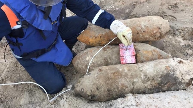В Правдинском районе уничтожили четыре авиабомбы