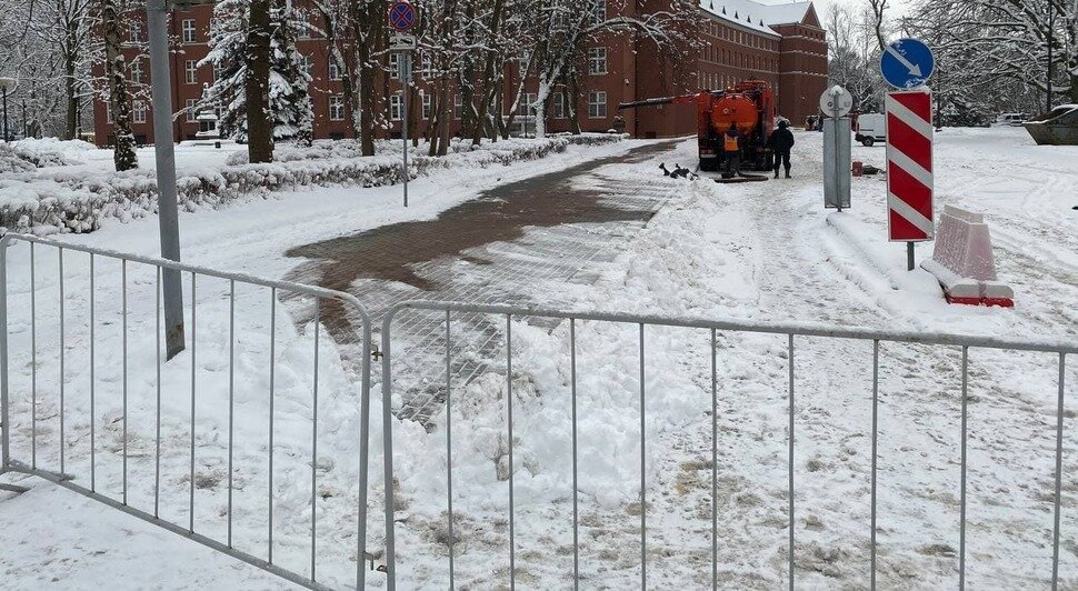 В Калининграде началась несогласованная акция сторонников Навального - Новости Калининграда | Фото: Александр Подгорчук / "Клопс"